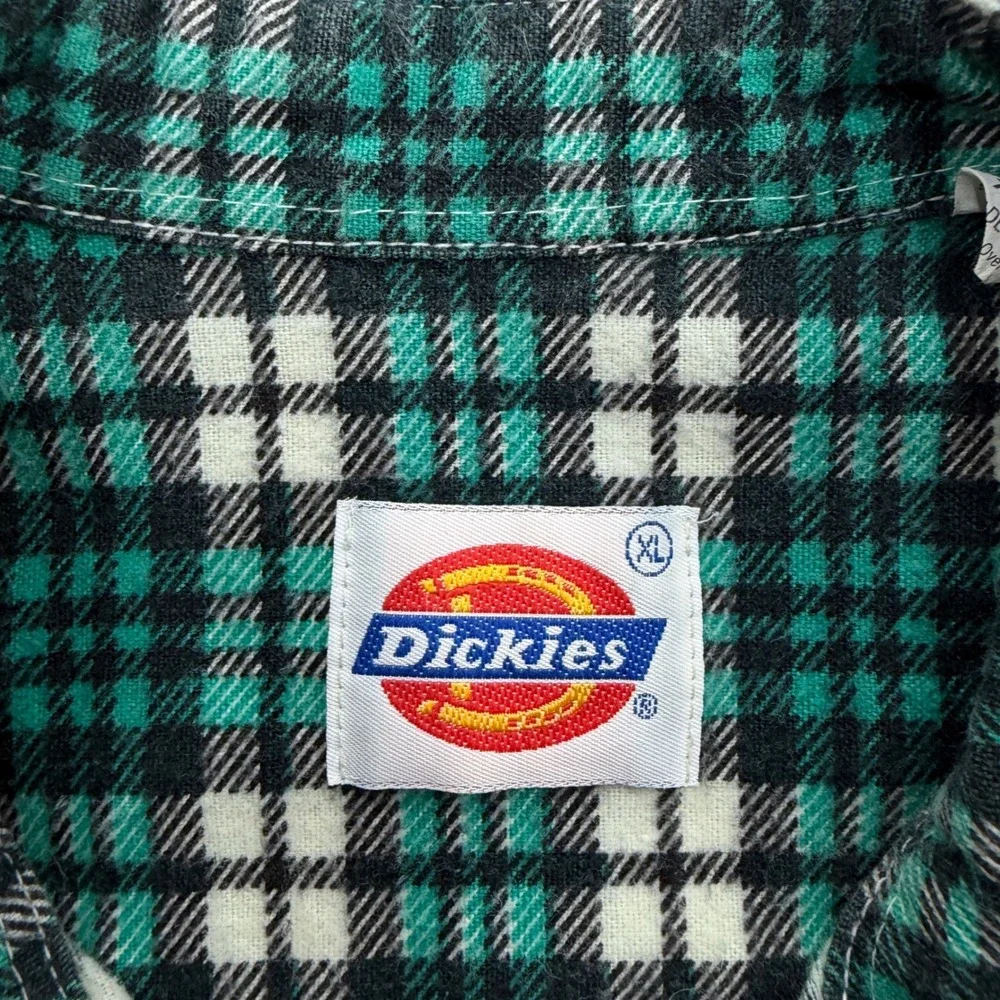 Dickies Mens XL Green Plaid Flannel Button Down Shirt Cotton Rayon Made Poland